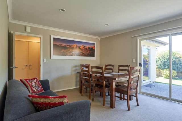 11b Merlot Drive Greenmeadows_1