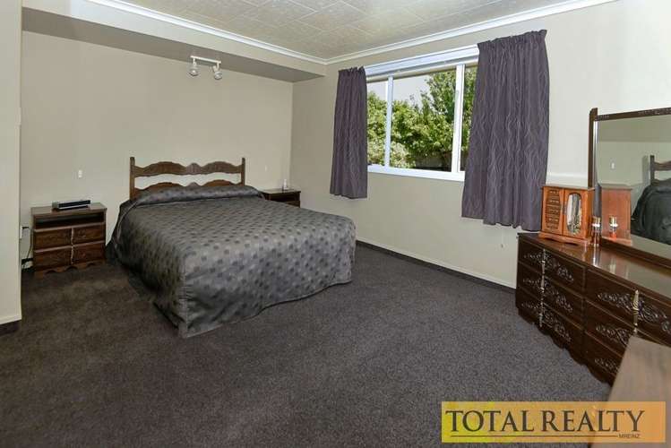 114 Gilberthorpes Road Hei Hei_11