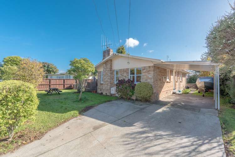 11 Barrie Crescent Silverdale_10