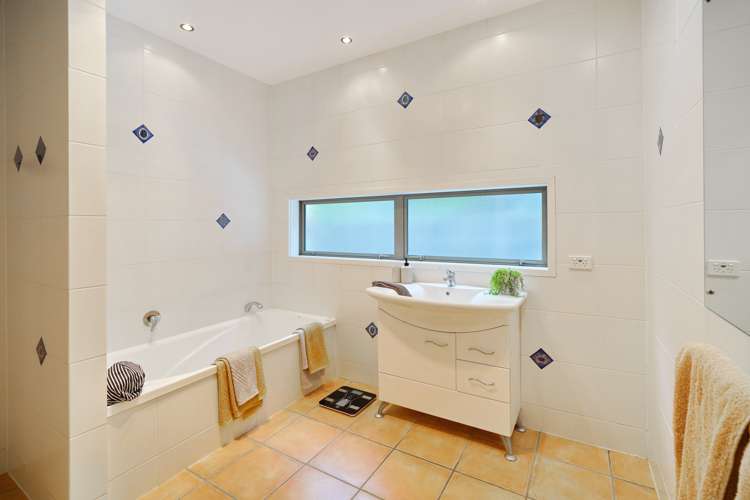 21 Amoka Crescent Parklands_15