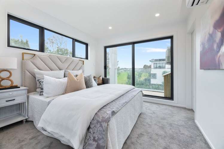 8/16 Williamson Avenue Belmont_12