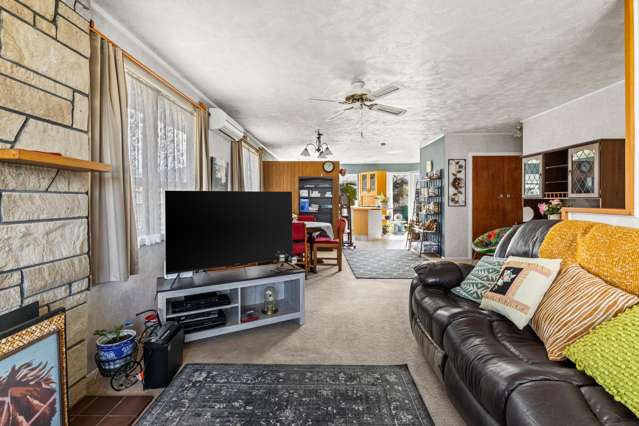 5 Whitby Crescent Flaxmere_3