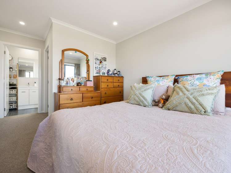 2/22 Iwi Road Baverstock_9