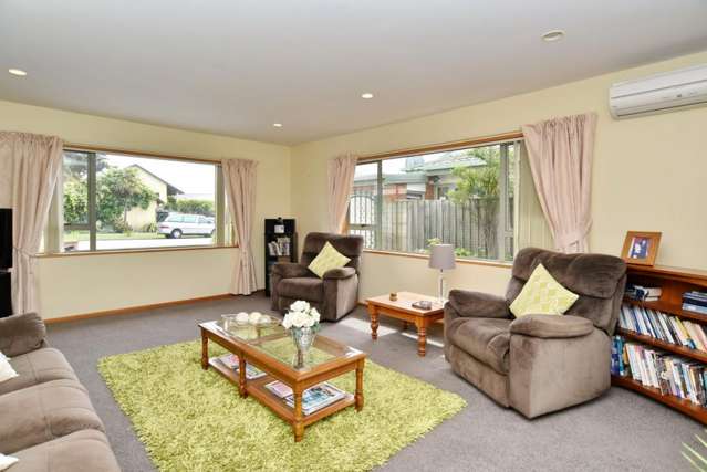 2/14 Aston Drive Waimairi Beach_2