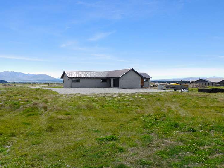 37 The Drive Twizel_17