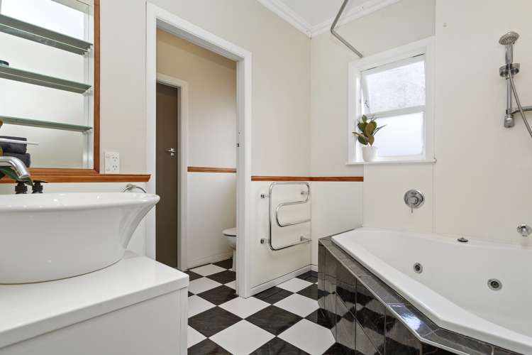 6 Franklyn Road Tawa_9