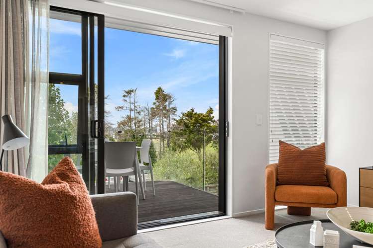 22 Memorial Park Lane Hobsonville_14