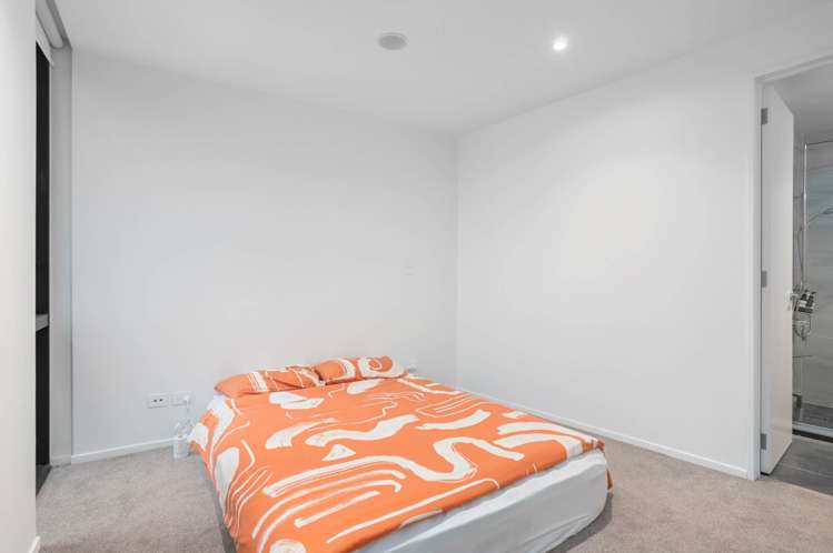 302/1 Buscomb Avenue Henderson_5