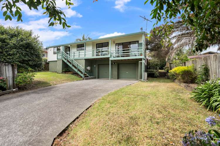 2/106 Bradbury Road Botany Downs_25