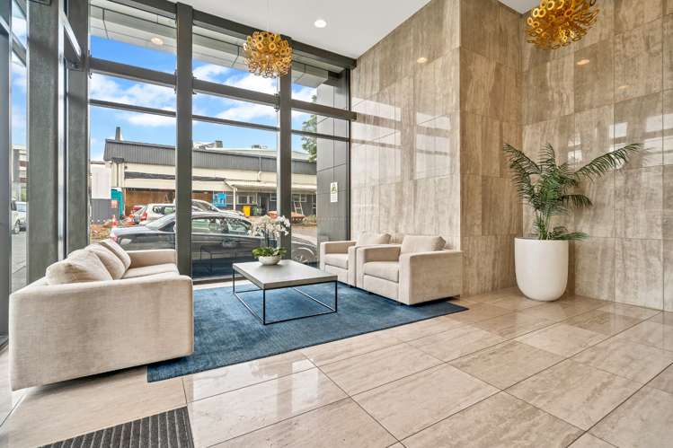 105/10 Lion Place Epsom_13