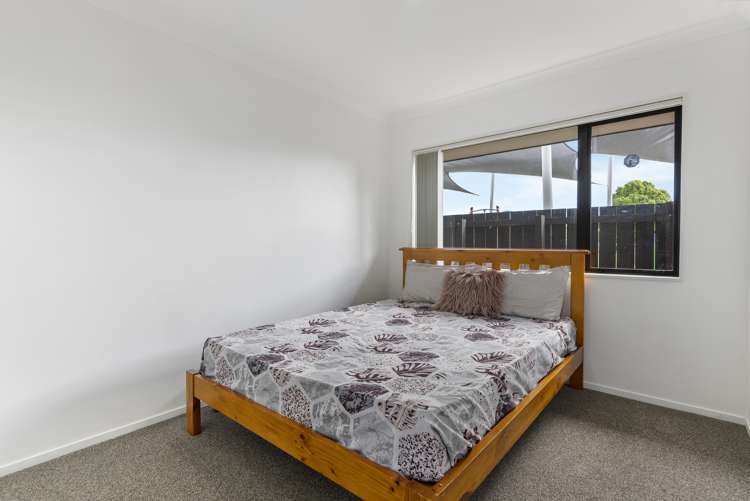 1 Old Park Place Takanini_7