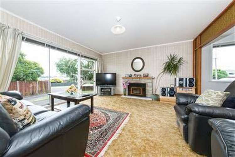 32 Kirrie Avenue Te Atatu South_1