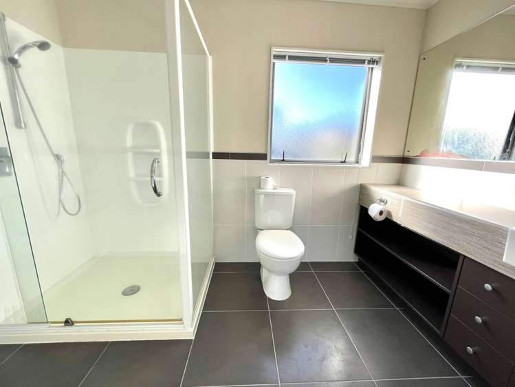11 Bendemeer Place Flat Bush_15