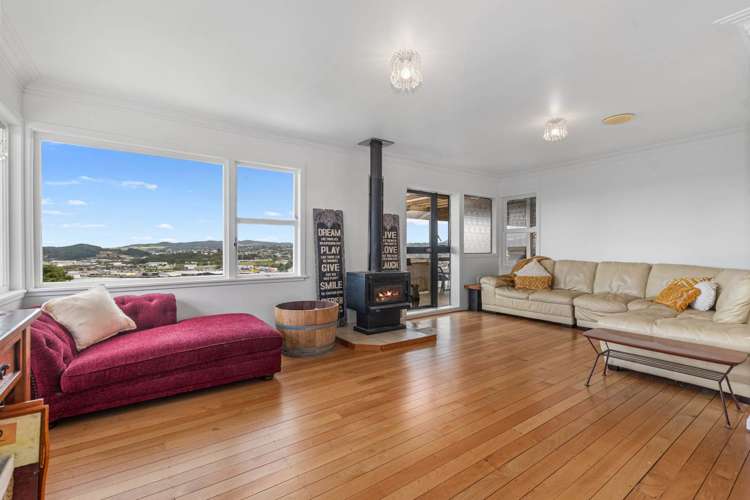 25 Memorial Drive Parahaki_6