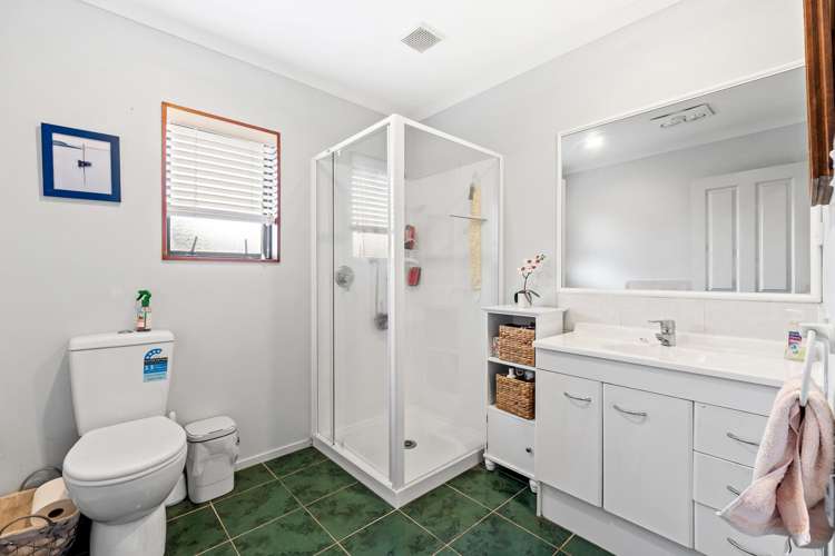 68 Palmgreen Court Stanmore Bay_12