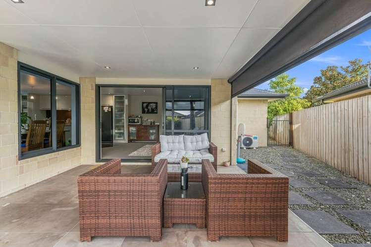 32 Ripple Grove Waiuku_17