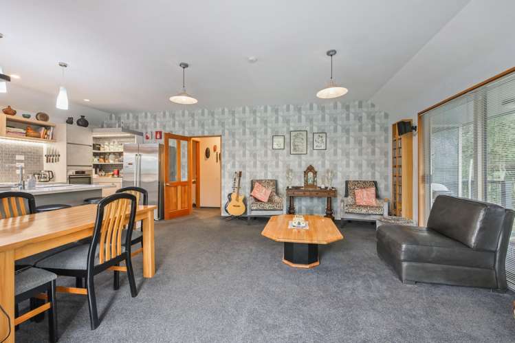 1640 Cust Road Cust_9