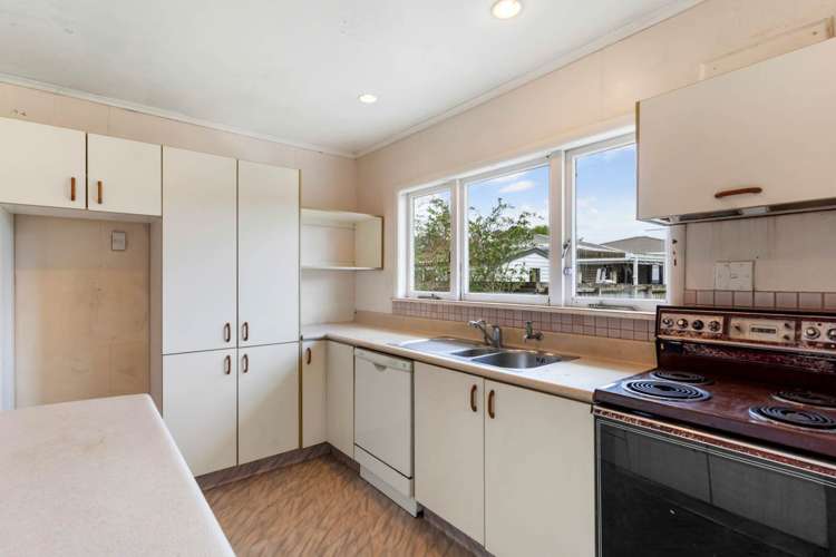 19 Ranui Station Road Ranui_9