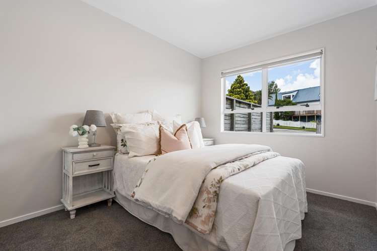 69 Athena Drive Totara Vale_6