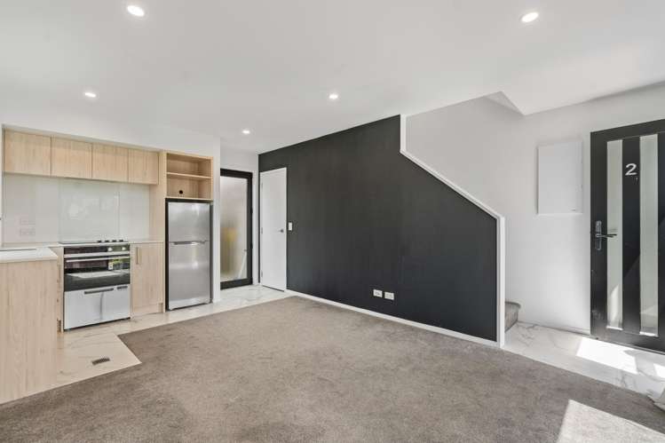 2/45 Vera Road Te Atatu South_6