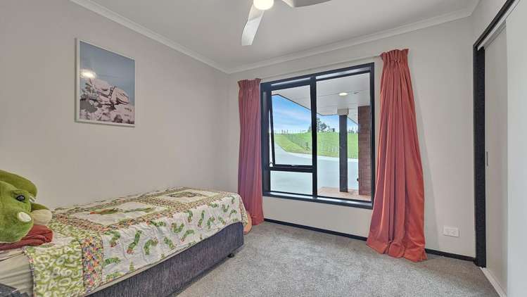 9 Petes Way Lynmore_18