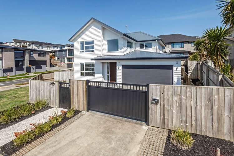 36 Fernhill Way Oteha_29