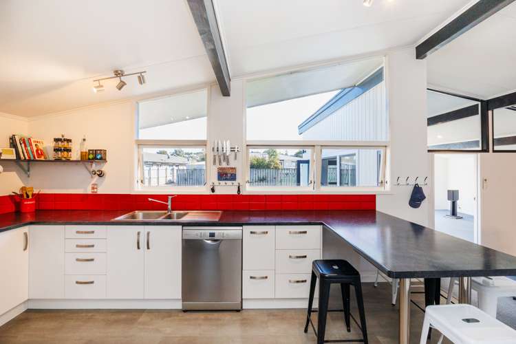 35 Makino Road Feilding_21