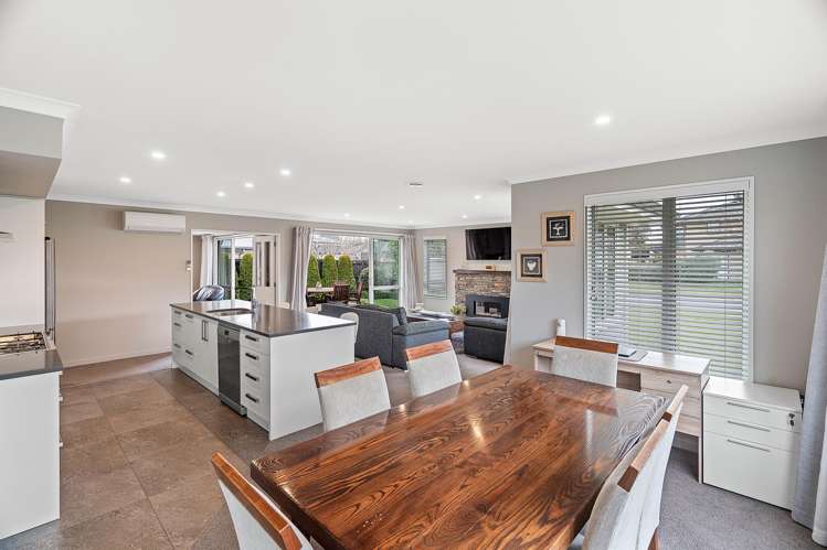 22 Euphrasie Drive Aidanfield_8