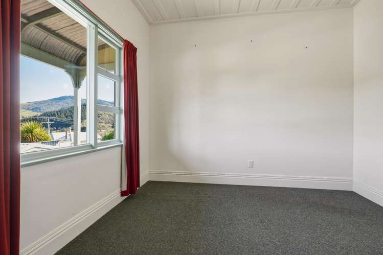 9 Meridian Street Port Chalmers_6