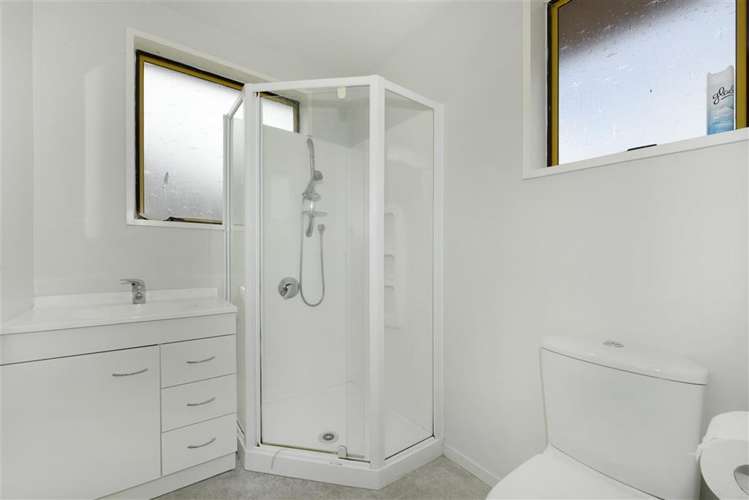 2/371 Pine Avenue South New Brighton_11