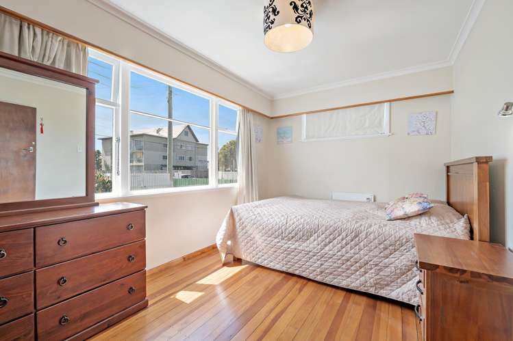 19 East Street Petone_8