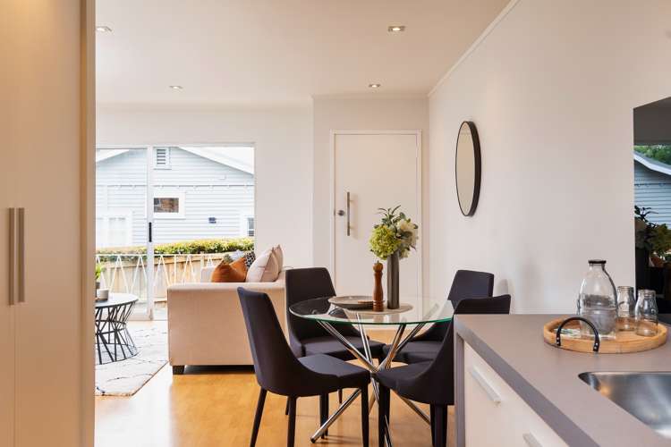 2/2 Peary Road Mount Eden_5