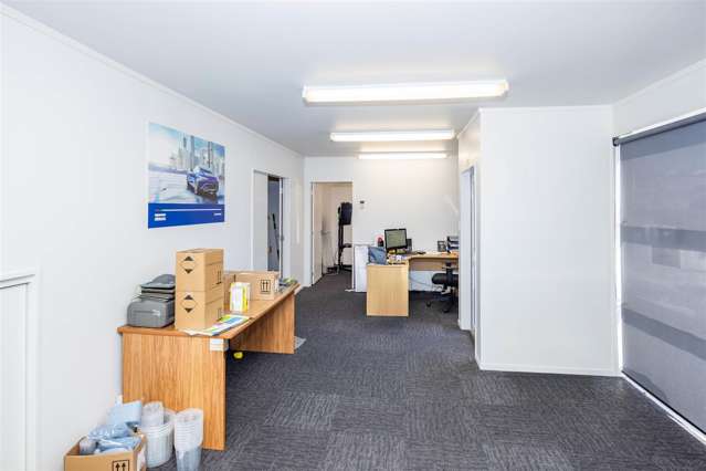 Unit 12, 9 Karewa Place Pukete_4