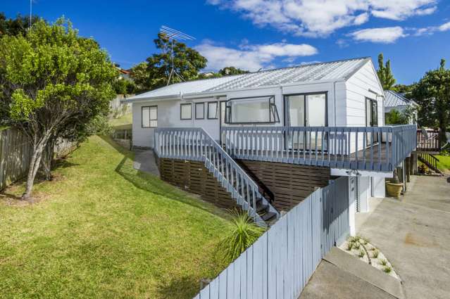 2/69 Trias Road Totara Vale_3