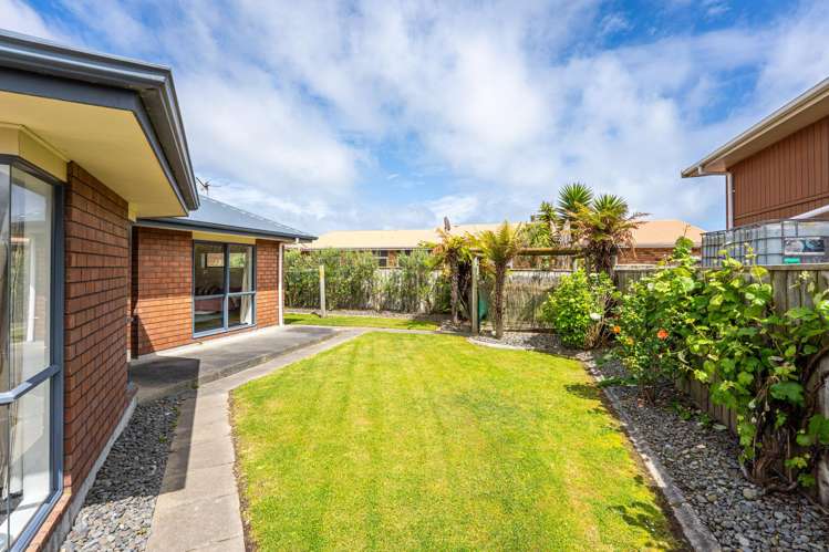 1 Forbes Road Foxton Beach_14