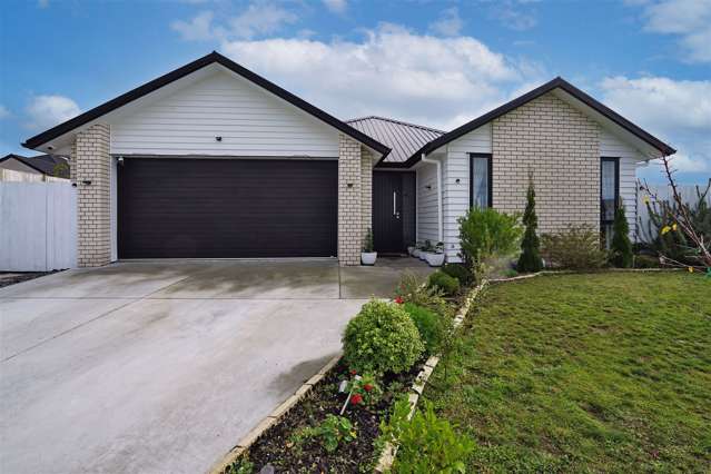 8 Inuwai Street Glenview_2