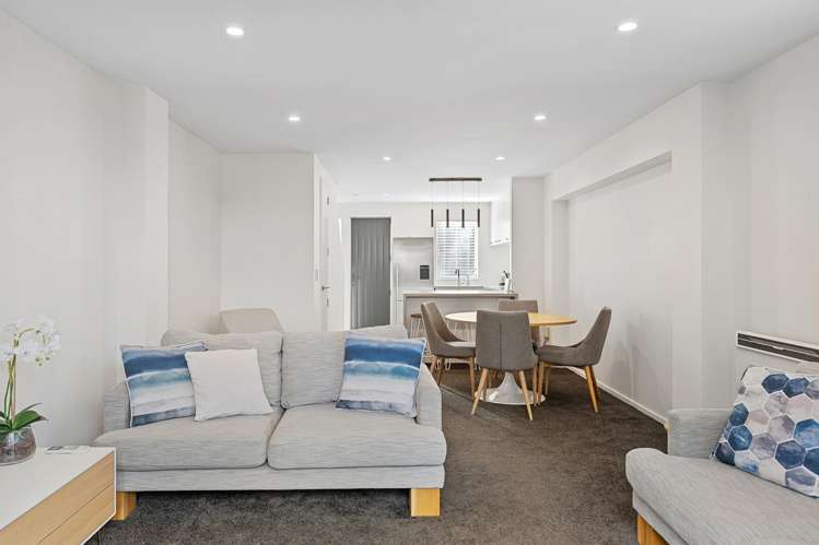 8/46 Andover Street Merivale_9