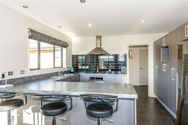 2299 South Eyre Road West Eyreton_3