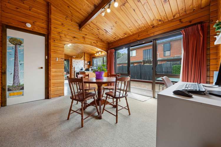 123 Botany Road Botany Downs_14