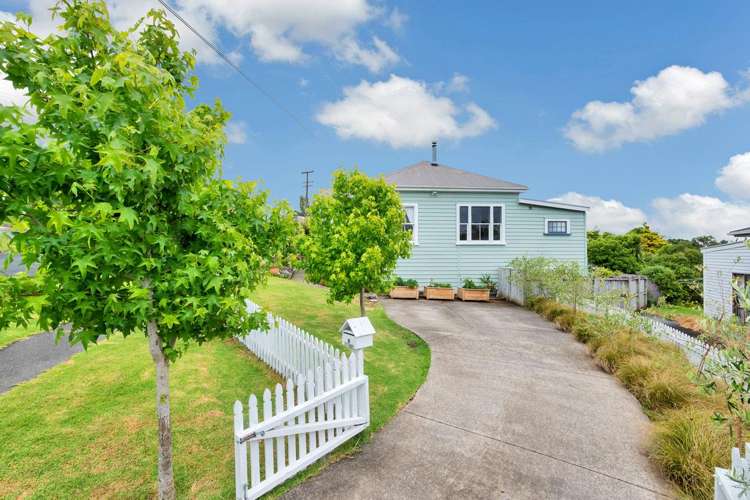 16 Porter Crescent Helensville_14