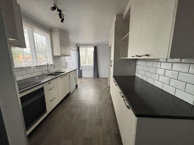 37 Metcalfe Road Ranui_3