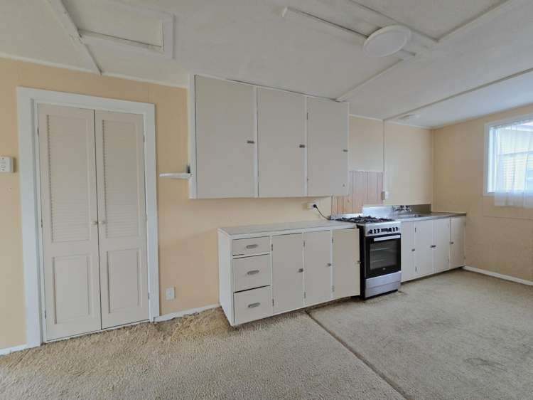 249 Sewell Street Hokitika_18