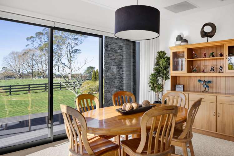 82 Flint Road Stratford_12