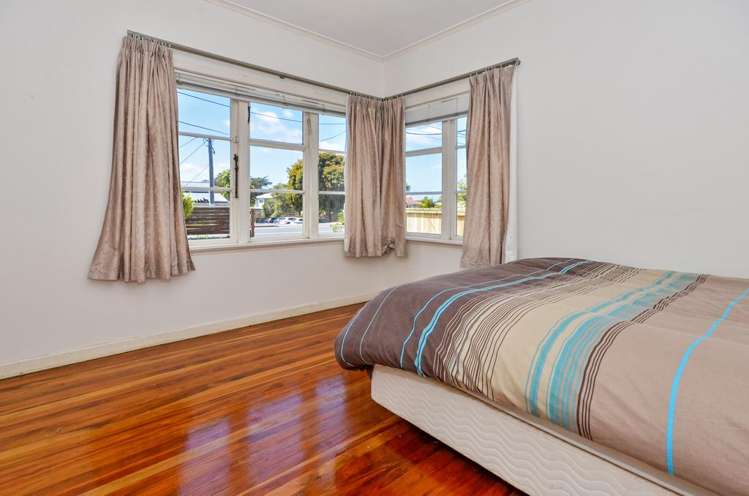 214 Onewa Road 10868_4