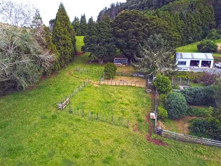 37 Charles Walton Road Maungatapere_21
