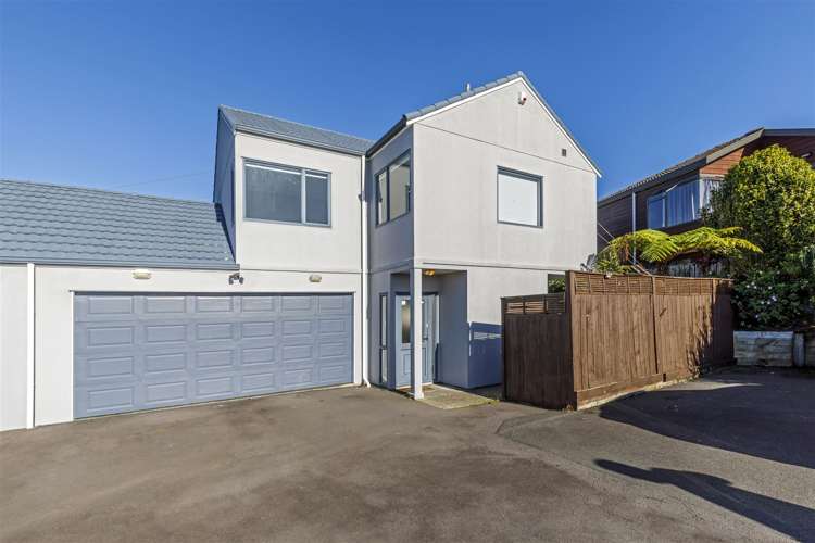 35 Highgrove Lane Totara Vale_5