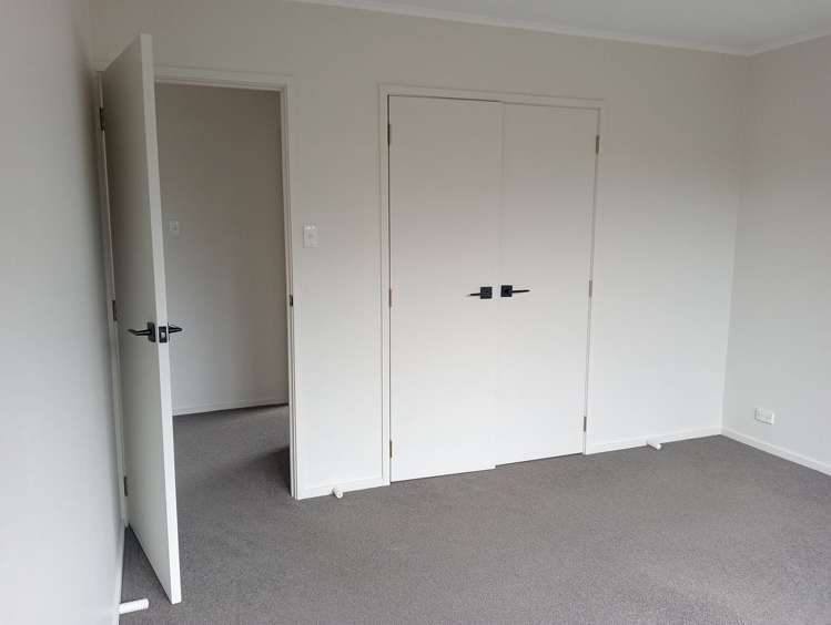 2/10 Evans Road Glen Eden_7