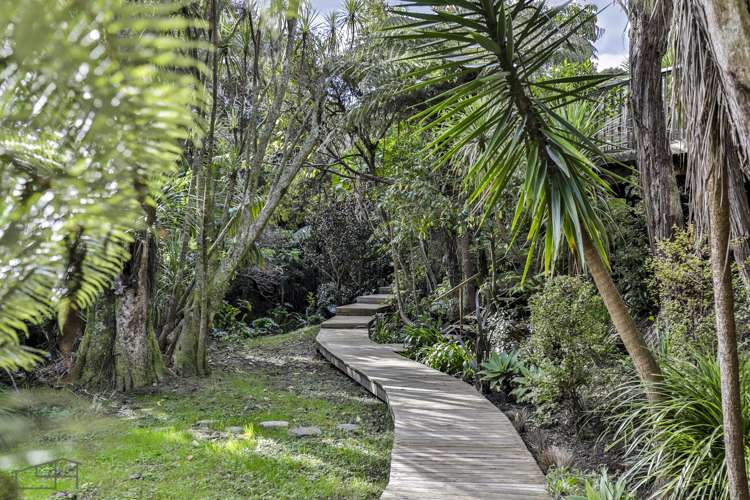 11b Woodfern Crescent Titirangi_21