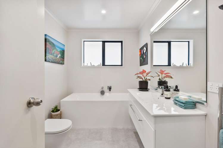 24 Barbados Way (Pvt) One Tree Point_15