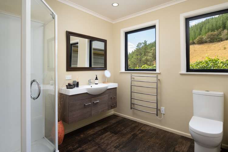 407 Onamalutu Road Wairau Valley_25